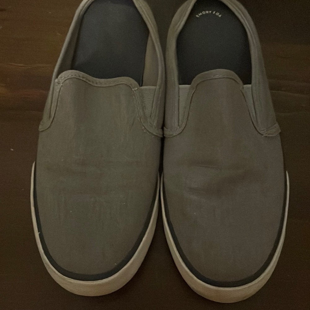 Good condition sperry slide sneakers